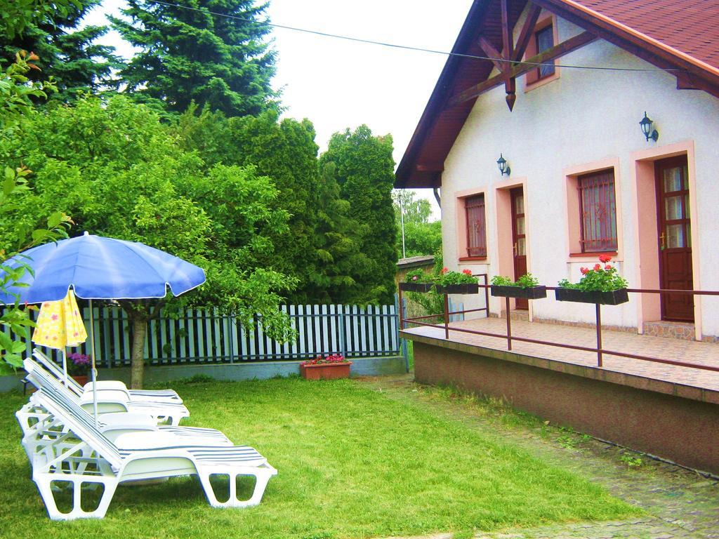 Apartment Feszek Apartmanhaz